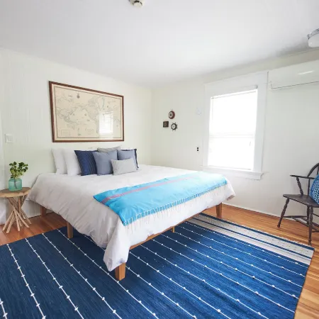 Bellport Inn