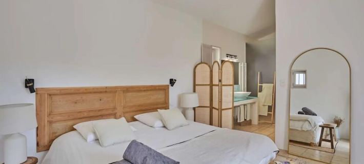 Villa les Terrasses de Gordes Hotels in Gordes