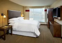 Four Points by Sheraton Charleston - bar