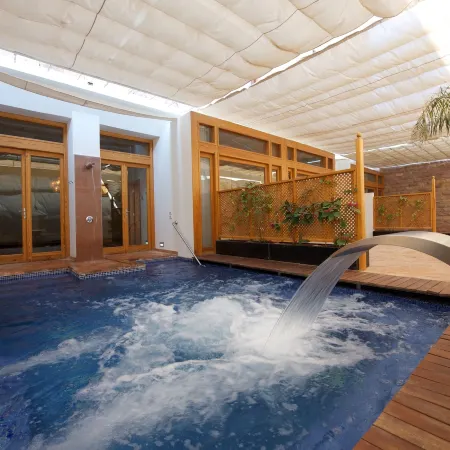 Fort Arabesque Resort, Spa & Villas