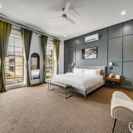 The Emerald Boutique Stays