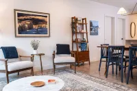 Powder Pines Retreat by Revelstoke Vacations - Wifi