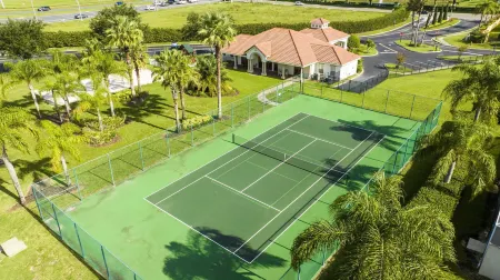 Marvelous 4Bd Close to Disney w Pool at 313 Tuscan Hills Отели рядом с достопримечательностью «Хайлендс Резерв Голф Клаб»