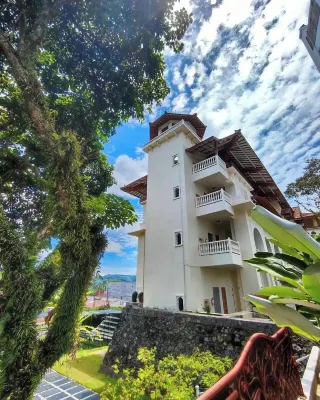 Monopoli Hotel Bukittinggi