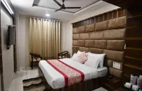 Hotel Kush Ganga - 50 Meter from Har ki Pauri, Haridwar Hotels in Haridwar
