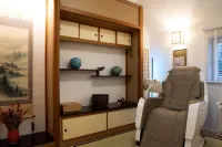 1 Bed Villa - Sleeps 2 - Garden - Parking - Wifi Hotels in Peer