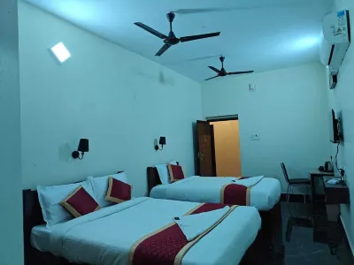 Royal Parisian Residency Hotels near Manora Light house கலங்கரை விளக்கம்