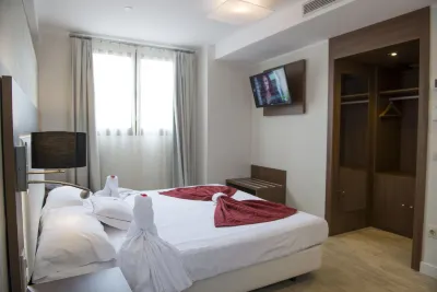 El Mudayyan Hotel dekat Aljibe Medieval