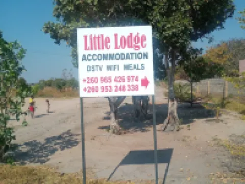 Little Lodge Hotels in Choma