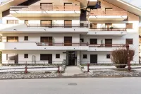 Orobie Master Guest Apartment - Parkplatz