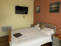 Webb's of Glomel Hôtels à : Lanrivain