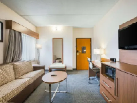 Quality Suites Hoteles en Waverly