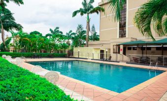 Dees Hotels Apartment & Suites