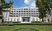 White Rock Castle Hotel & Wellness Club