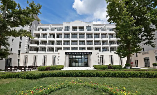 White Rock Castle Suite Hotel & Spa