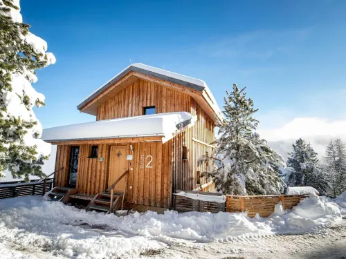 Lovely Chalet in Turracherhöhe with Sauna & Indoor Hot Tub - Alphydda