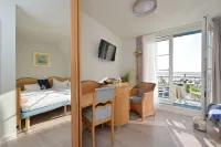 Hotel- & Ferienanlage Kapitäns-Häuser Breege Hotels in Glowe