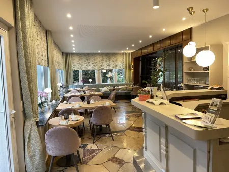 Hotel Restaurant Steinhägerquelle Отели в г. Штайнхаген