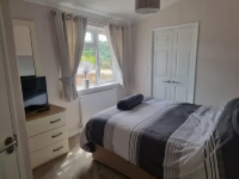 Pet Friendly 2-Bed Luxury Lodge in Routh w/ Hottub Hotel a Beverley