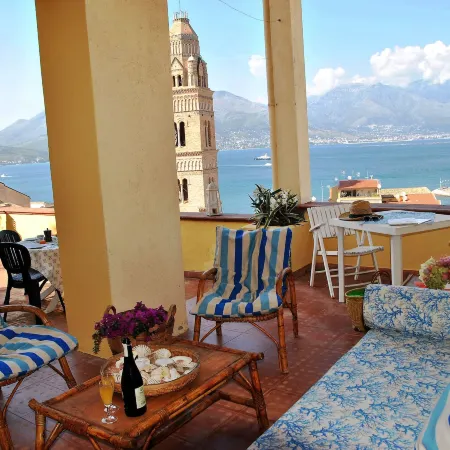 Sea View Appartment for 6 Person