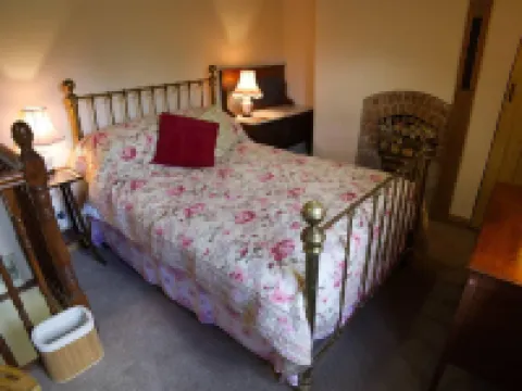 Cottage - Sleeps 2 - Garden - Parking Hotels in Ryton