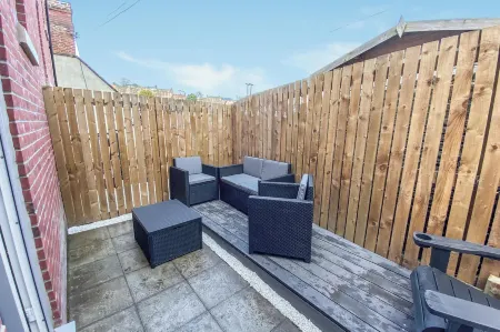 Host & Stay - Captain's Retreat Отели в г. Уитби