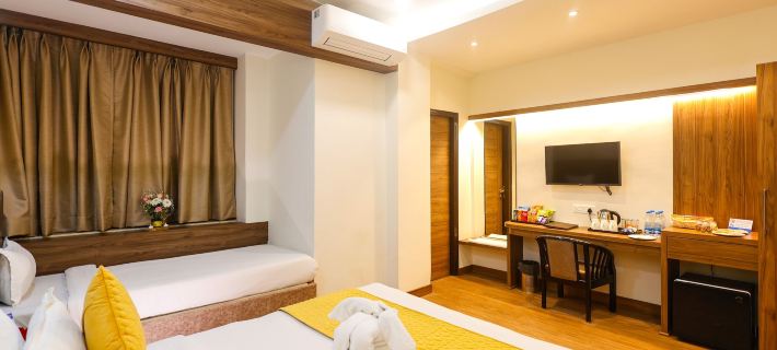Hotel Dolphin International Ξενοδοχεία στην πόλη Βαρανάσι