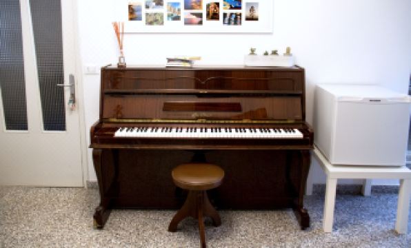 Guesthouse Rollando - Housity