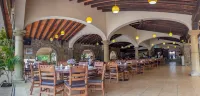 Hotel Coral Cuernavaca Resort & Spa Hotels in Xochitepec