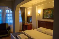 Kaltur Ev Pansiyon Restaurant Hotels in Kumla