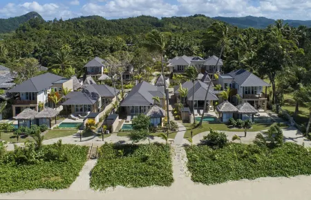 Nanuku Resort Fiji Отели в г. Davui Island