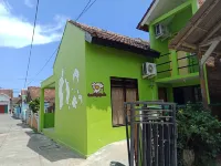 Gandrung City Hostel Hotel dekat Masjid Jami' Gontor 4 Darul Muttaqien