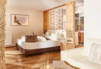 Hotel Riederhof- Urlaub Mit Wau! Hotels in Serfaus