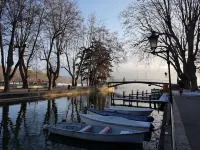 Design apartment O'Prison .. Canal View & old prisons Các khách sạn ở Annecy