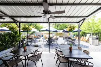 Charming Historic Suite - Easy access, Prime location Hotels in Macon