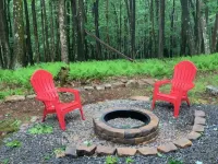 Stunning Game Room and Fire Pit Experience - Cozy Mountain Haven