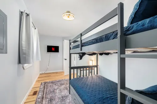 Kayak Access and Concierge Services - Charming Rustic Retreat Hotels in Homestead Township