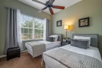 Private Balcony and Community Pool Access - Charming Coastal Escape Hotels in Osceola County