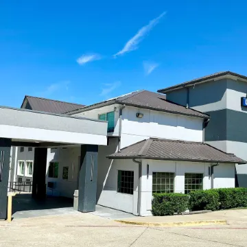 Days Inn by Wyndham Arlington