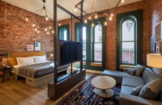 Moxy Cincinnati Downtown