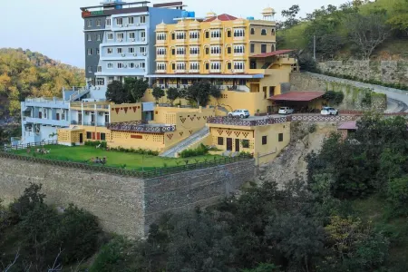 The Rock Valley Resort Отели в г. Раджсаманд