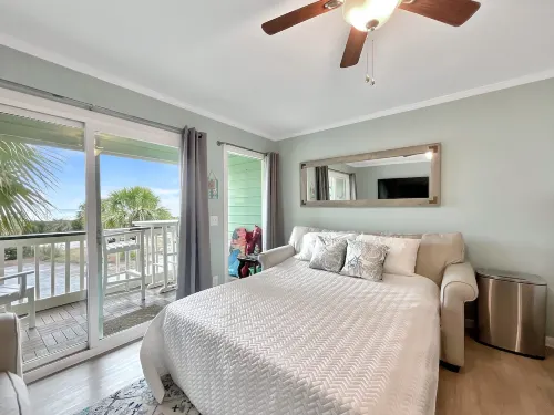 Coastal Sanctuary with Shared Pool - Charming Seaside Escape