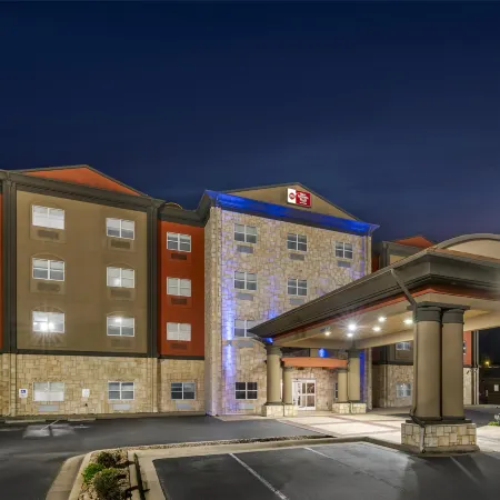 Best Western Plus JFK Inn Suites
