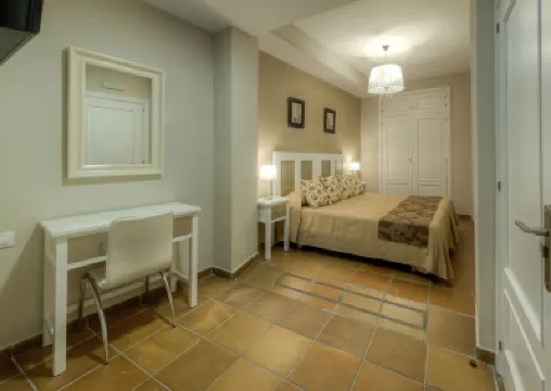 Hotel Doña Lina Hotels near Real Alcázar de Sevilla