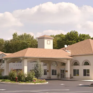 Days Inn & Suites by Wyndham Cherry Hill - Philadelphia