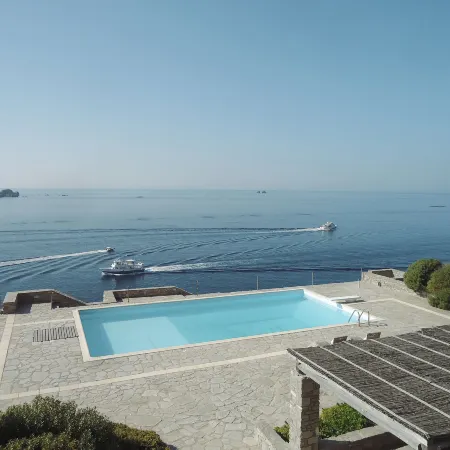 Cliff Villa