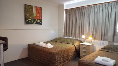 The Commercial Hotel Motel Hotels near Charleys Creek Campgrounds, Chinchilla
