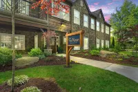 The Blowing Rock Manor