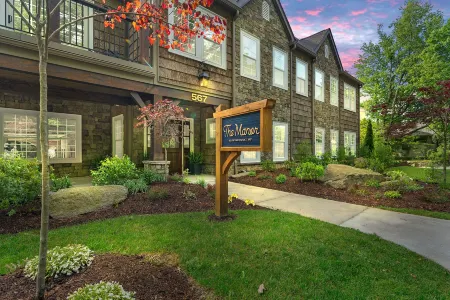 The Blowing Rock Manor Отели в г. Blowing Rock