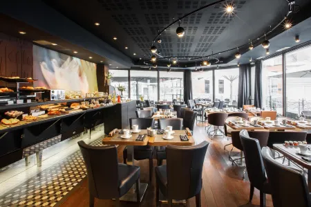 Best Western Premier Why Hotel Отели рядом со станцией Gare de Lille CHR